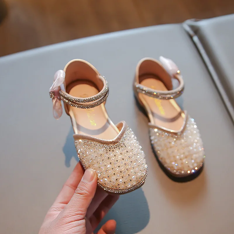 

Shining rhinestone Bow Girls Sandals Exquisite Children Princess Party Banquet Wedding Kids Soft Soled Student Performance Shoes