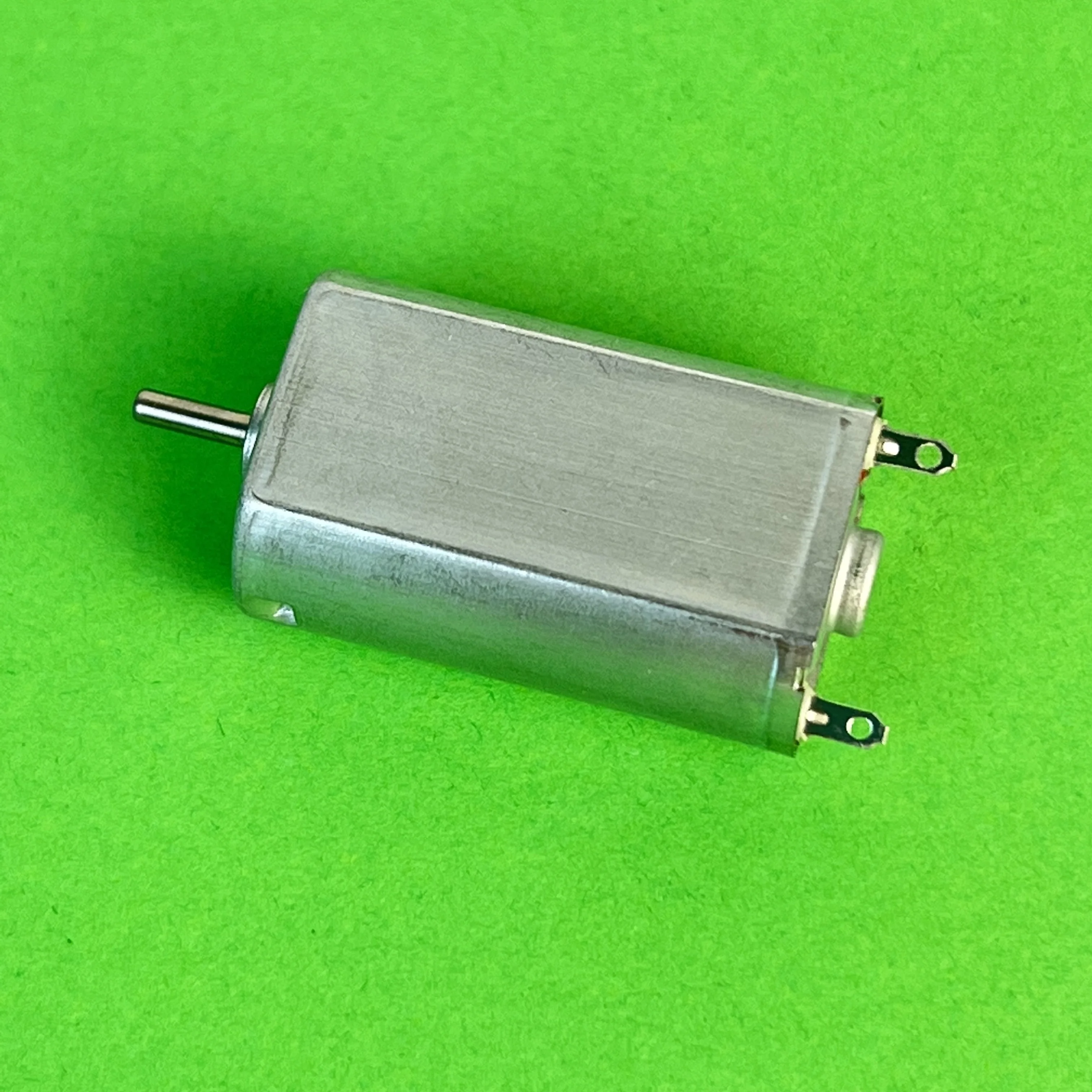 محرك صغير 20 مللي متر 180 FF-180SH-2290 تيار مستمر 3 فولت 3.6 فولت 5 فولت 7.4 فولت فرشاة معدنية عالية السرعة لعبة ماكينة الحلاقة الكهربائية