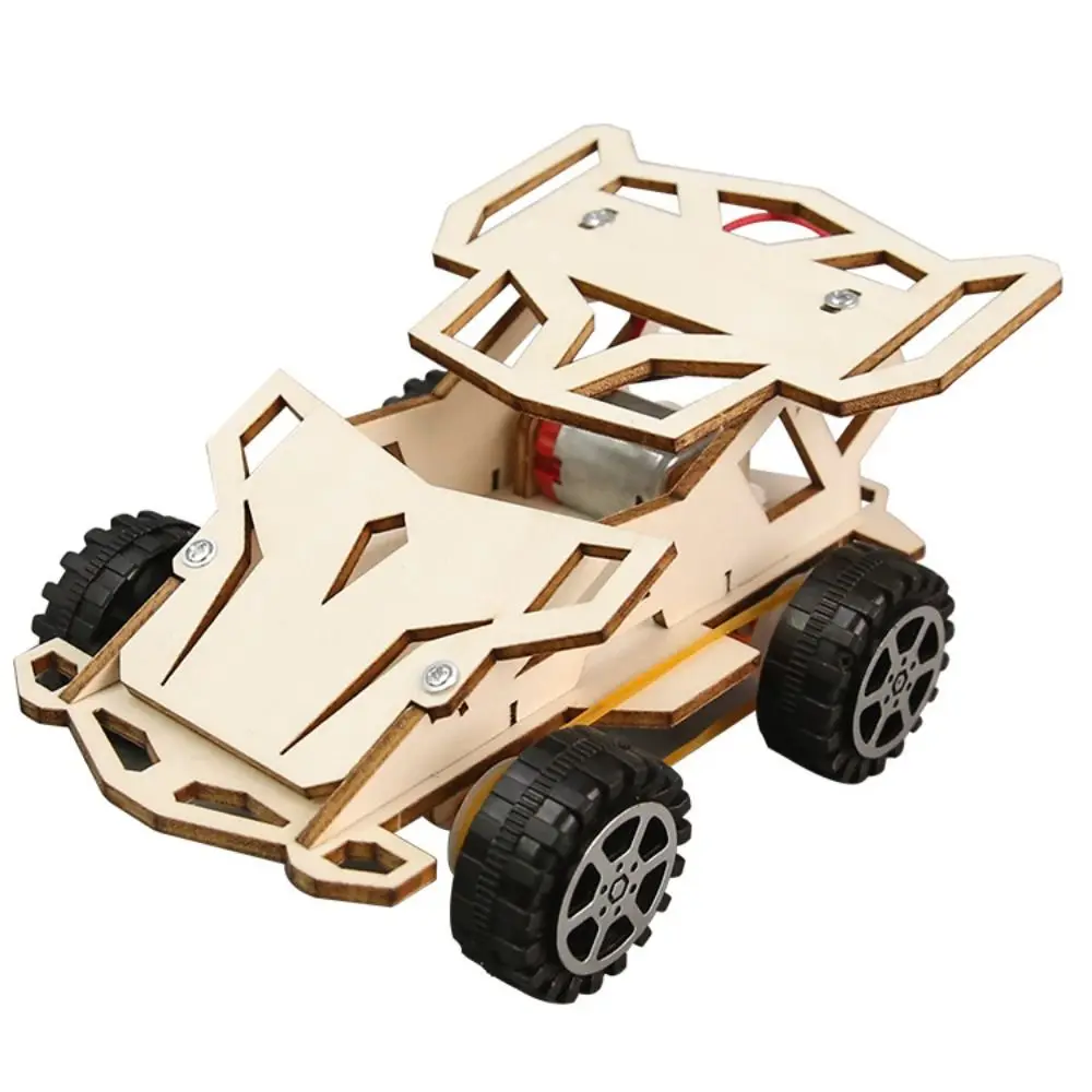 Nuevo modelo de coche DIY de madera, Color madera, bricolaje, tracción en las cuatro ruedas eléctrica, carreras, Kit de experimentos científicos de ensamblaje 3D