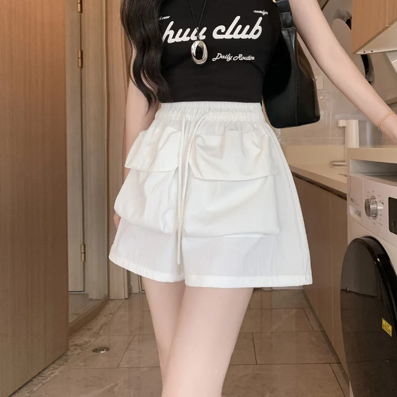 Women High Waist Shorts American Style Streetwear Quick-drying Big Pocket Cargo Shorts Elastic Waist Drawsting Wide-leg Shorts