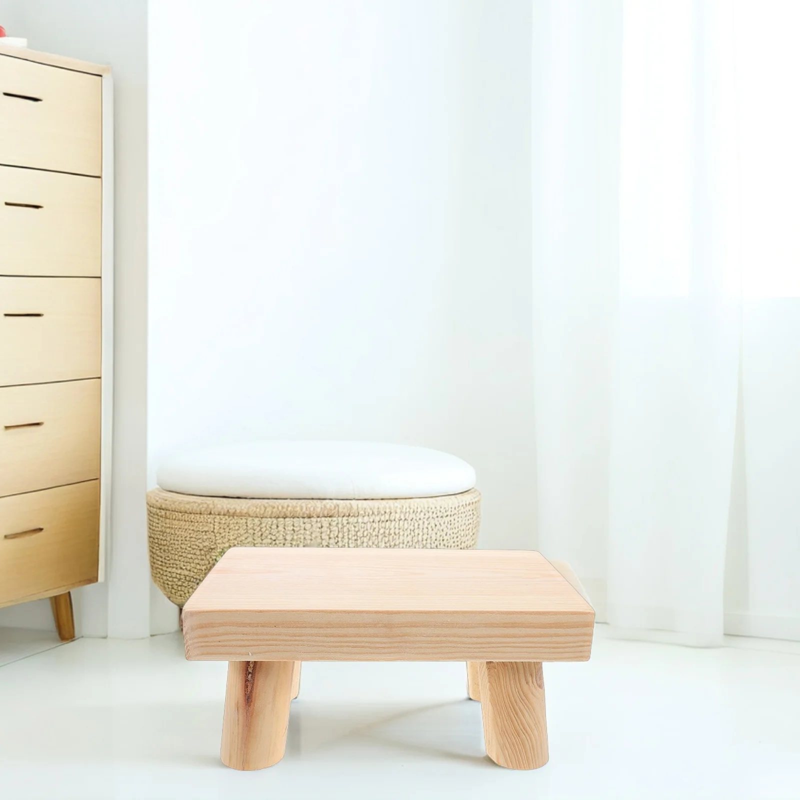 

Children Stool Toddler Step Wood Footstool Khaki Wooden Outdoor Stools Portable Sturdy Lightweight Practical Household Small