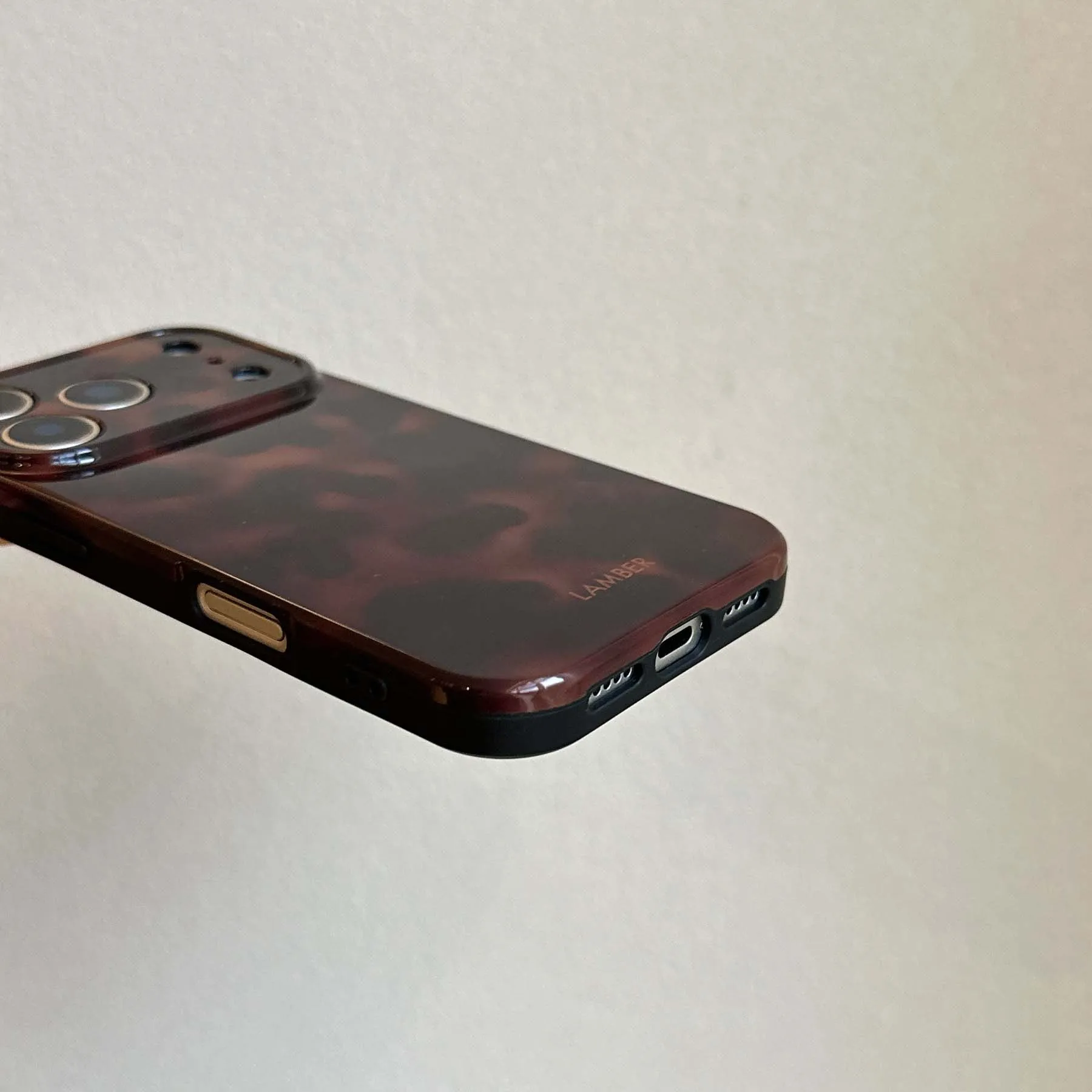 غطاء خلفي كهرماني لهاتف آيفون 16 17 برو ماكس 13 14 15 برو ماكس إنس حافظة هاتف مضادة للصدمات conque Fundas #4