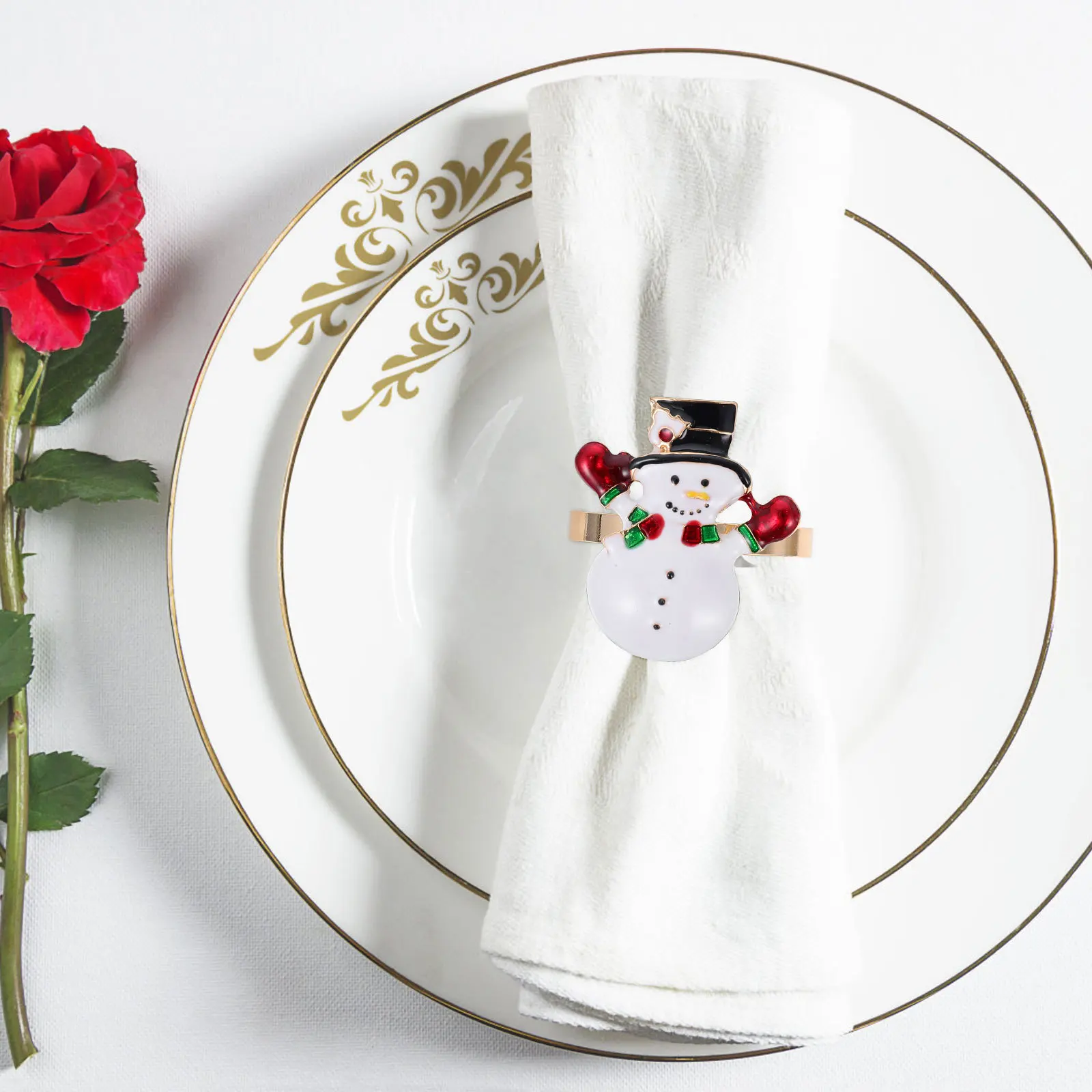 

4Pcs Napkin Buckles Snowman Modeling Xmas Themed Decor for Festival Dinner Table Decoration Home Restaurant Use