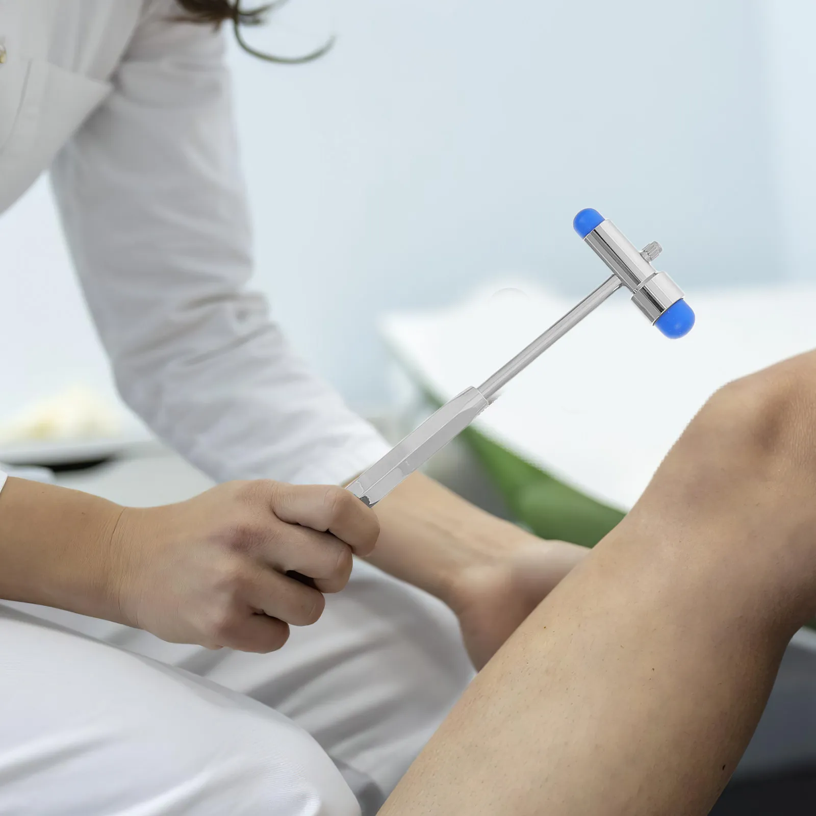 

Набор из 1 многофункционального неврологического молотка: медицинский диагностический комплект с синей эргономичной металлической ручкой, инструменты для тестирования рефлексов для клиник и студентов