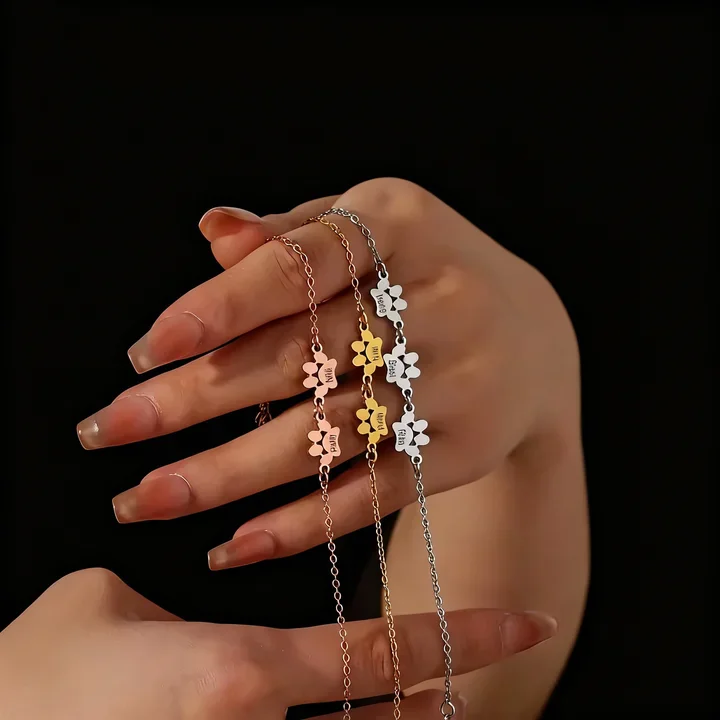 

Pet Christmas Gift Personalized Stainless Steel Elegant Dog Paw Bracelet Custom Engraving Name Bracelet Minimalist Paw Bracelet