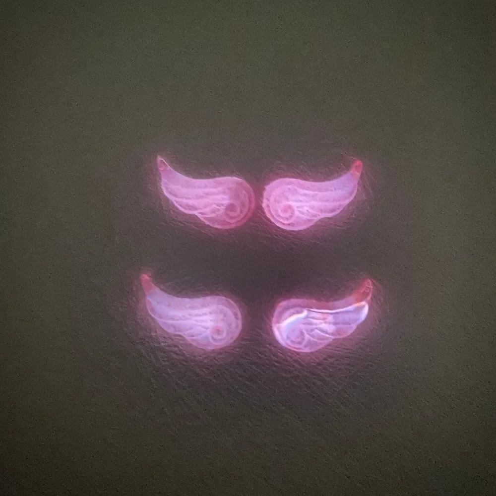New Glow in Dark Sparkling Butterfly Wings Nail Charms, Pink White Fluorescent Cartoon Resin Nail Art Accessories, DIY Pair Set