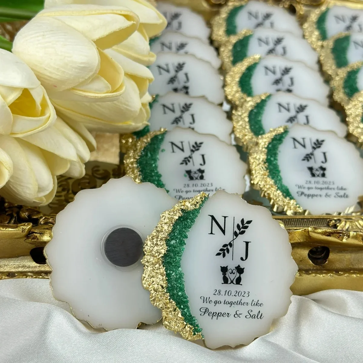 Emerald Green Stone Wedding Magnet, Wedding Favors, Epoxy Magnet, Engagement Favors,Epoxy Magnet, Anniversary Favors, Gift Magne