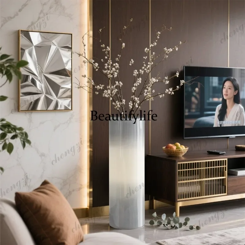 H132 floor-to-ceiling vase glass transparent high model king size bedroom living room ornament light luxury