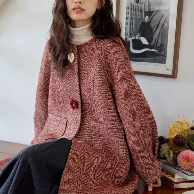 

Winter Fashion Woolen Coat New Retro Long Coat Temperament Loose Woolen Coat