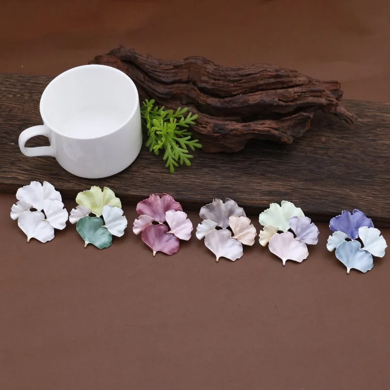 broche-vintage-de-folha-de-ginkgo-esmaltada-broche-floral-multicolorido-magnetico-multifuncional-sem-costura-joia-elegante