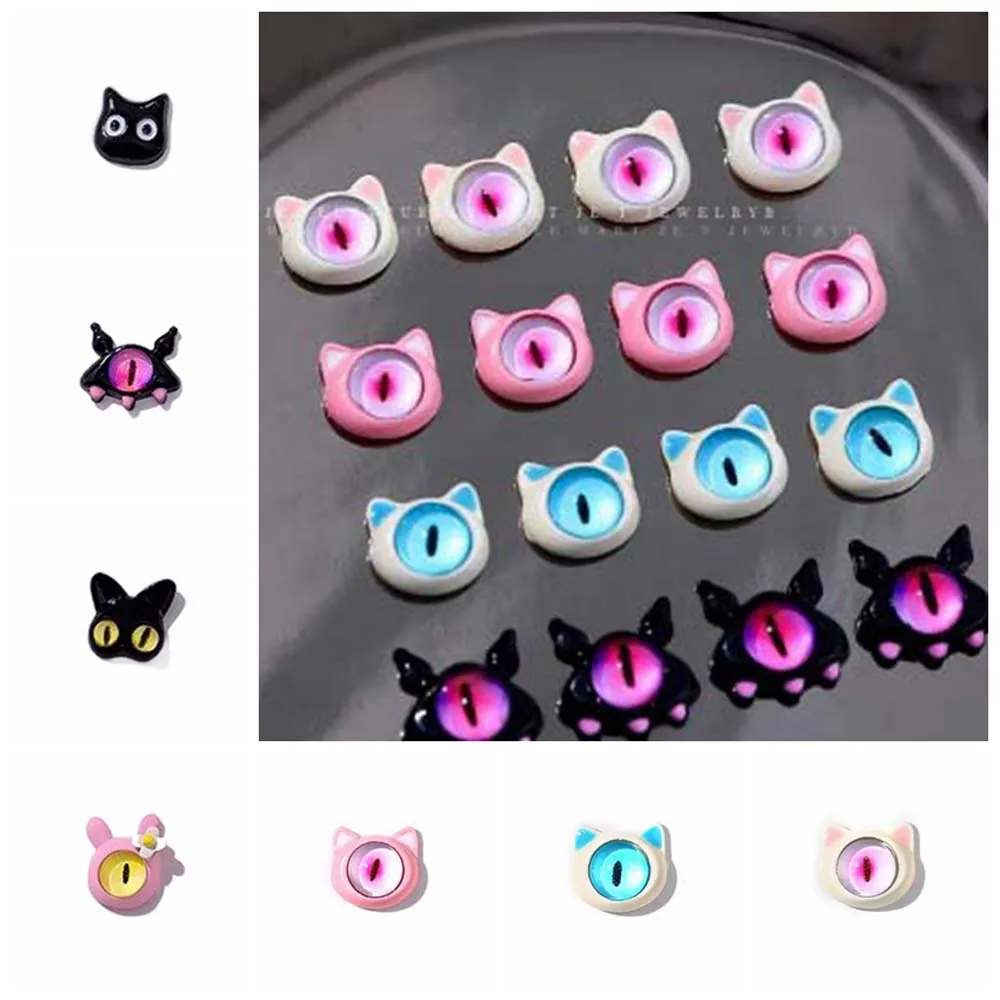 Encantos das unhas do Dia das Bruxas para Manicure, dos desenhos animados Cat Ornamentos, Halloween Nail Decorações, Acessórios Cor Misturada, 2pcs por conjunto