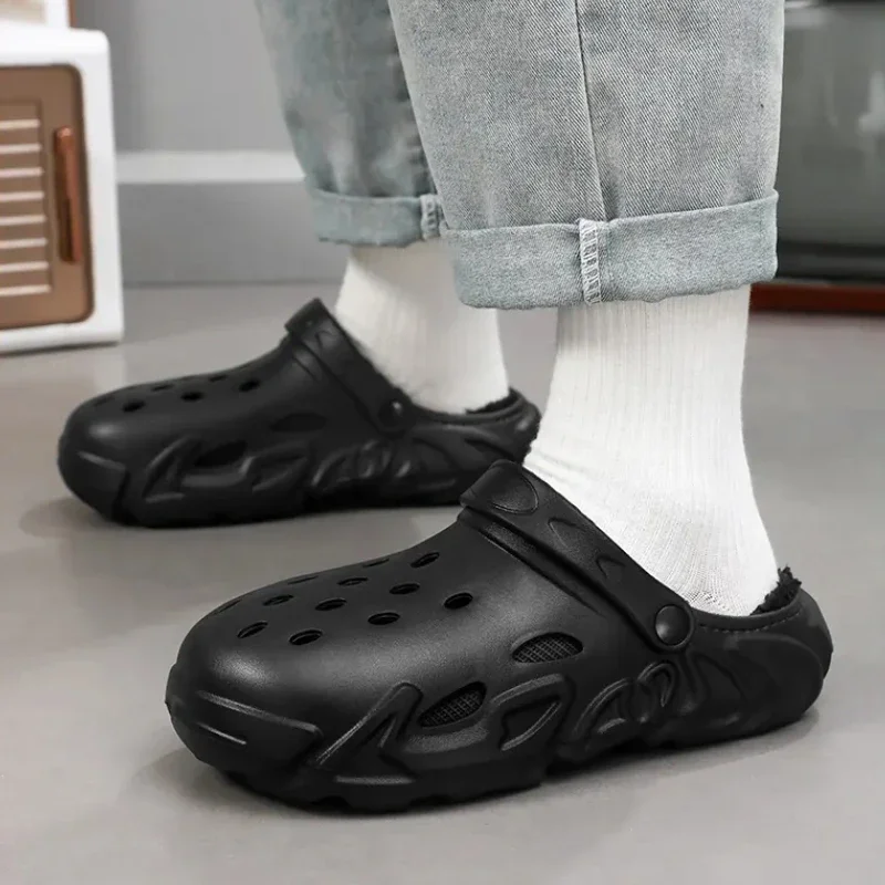 Zapatillas cálidas de invierno para hombre, zapatillas de felpa para mujer, pantuflas peludas cálidas para parejas, zuecos de piel para interiores, zapatos de algodón para el hogar, chanclas informales esponjosas