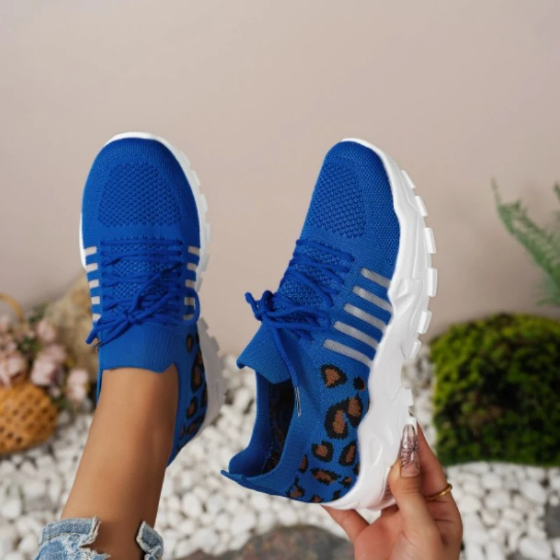 

Женская спортивная обувь из дышащей сетки, легкая и удобная повседневная обувь с леопардовым принтом и элементами пэчворка, обувь для бега и прогулок на открытом воздухе