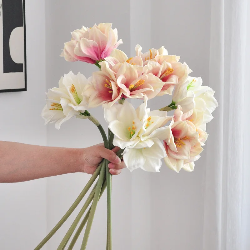 Lote de 4 Flores Artificiales de Clivia de 3 Cabezas de PU, Decoración para el Hogar, Arreglo Floral para Bodas, Amaryllis, Decoración Floral para Mesa de Fiesta