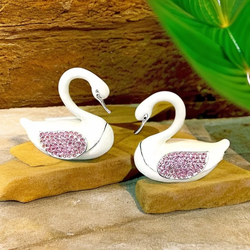 

Metal Enamel colored handicrafts, white swan ornaments, home decor, counter decoration, trinket box