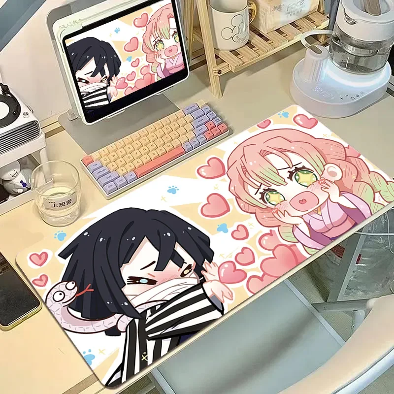 Tapete de mouse grande inspirado em Demon Slayer – XXL fofo tapete de mesa de anime Kawaii para meninas, capa de teclado antiderrapante para escritório e laptop
