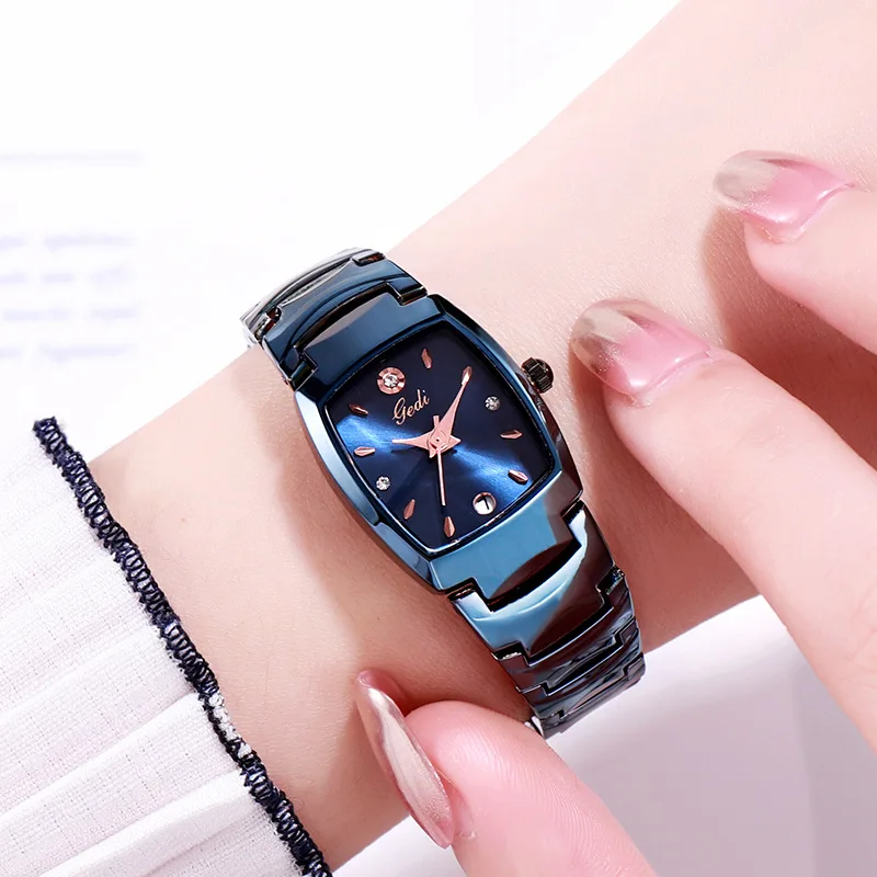 Women Light Luxury Brand Watch Casual Diamond Inlaid Calendar Steel Bracelet Waterproof Ladies Fashion Quartz Clock Watches Gift