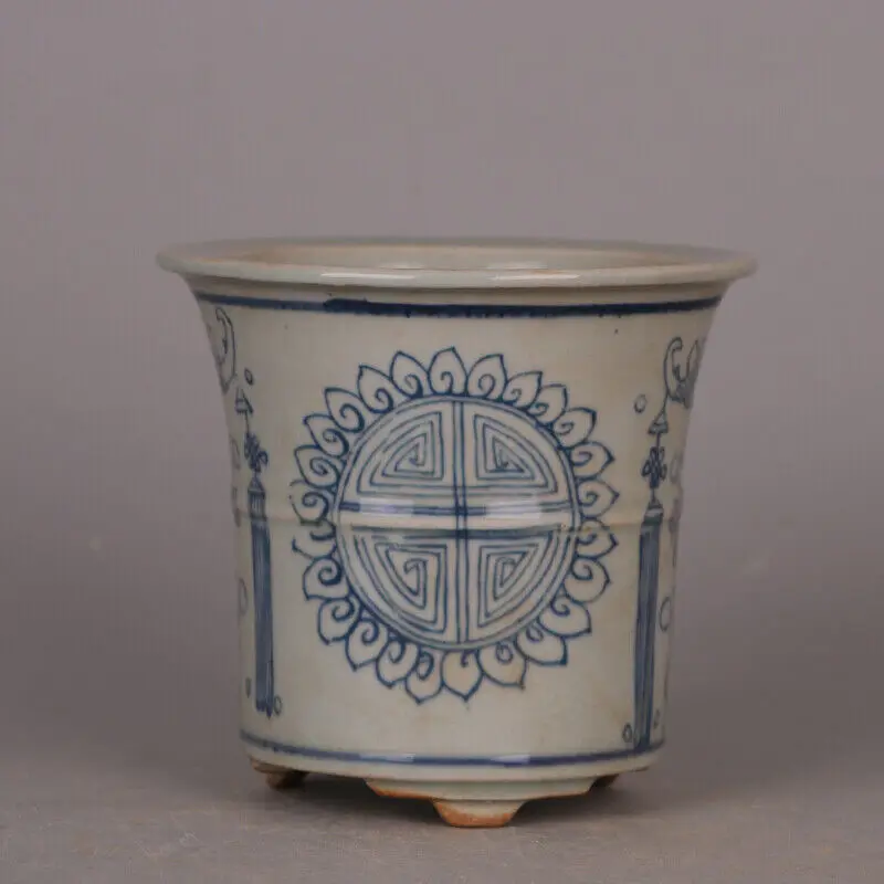 Chinese Ming Blue-and-white Porcelain Animal Bat Three Foot Flower Pot Nice Art Work