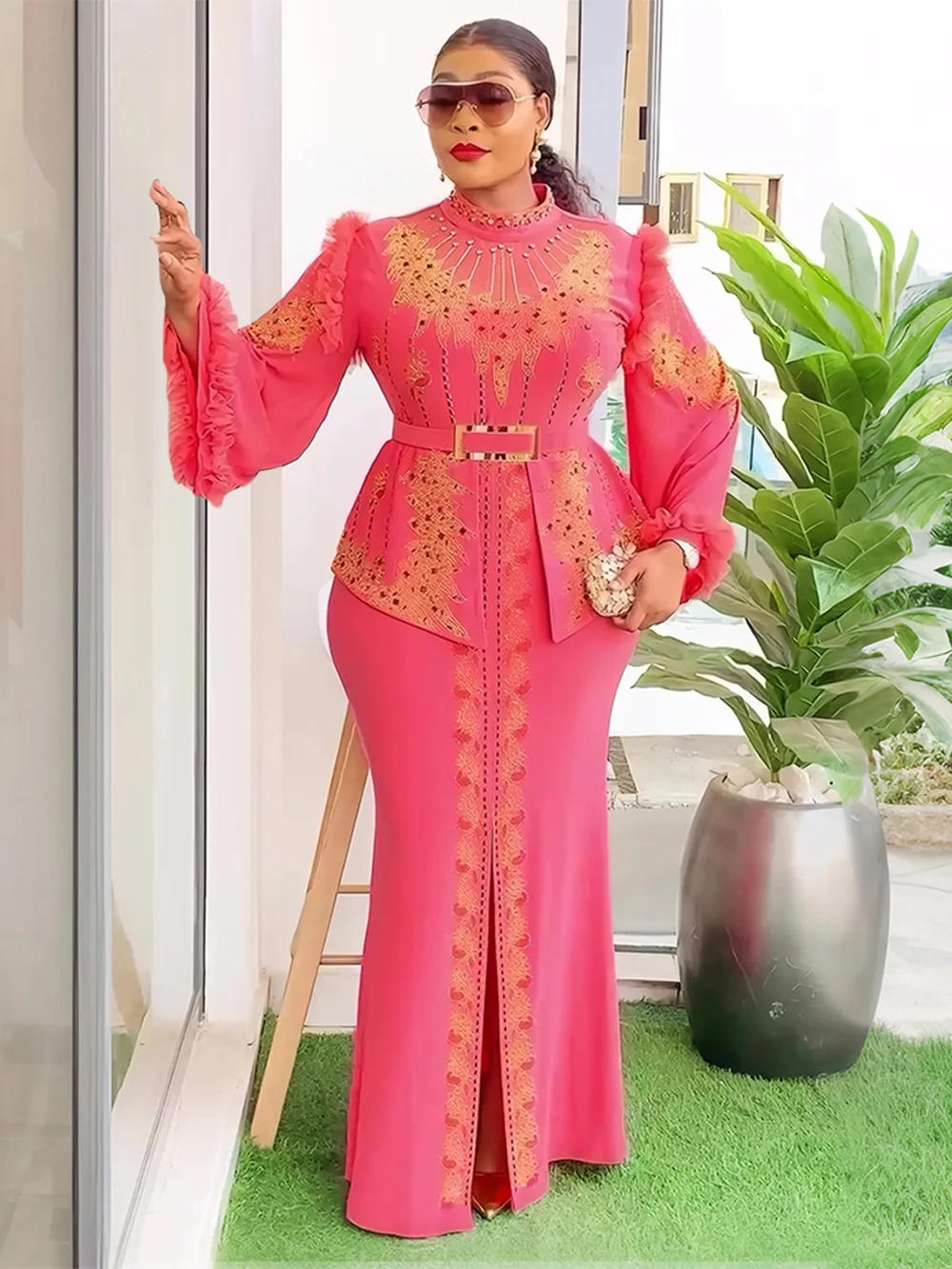 فستان سهرة نسائي كبير الحجم بأكمام طويلة فستان وصيفة العروس منقوش بالألماس بتصميم جديد 2025