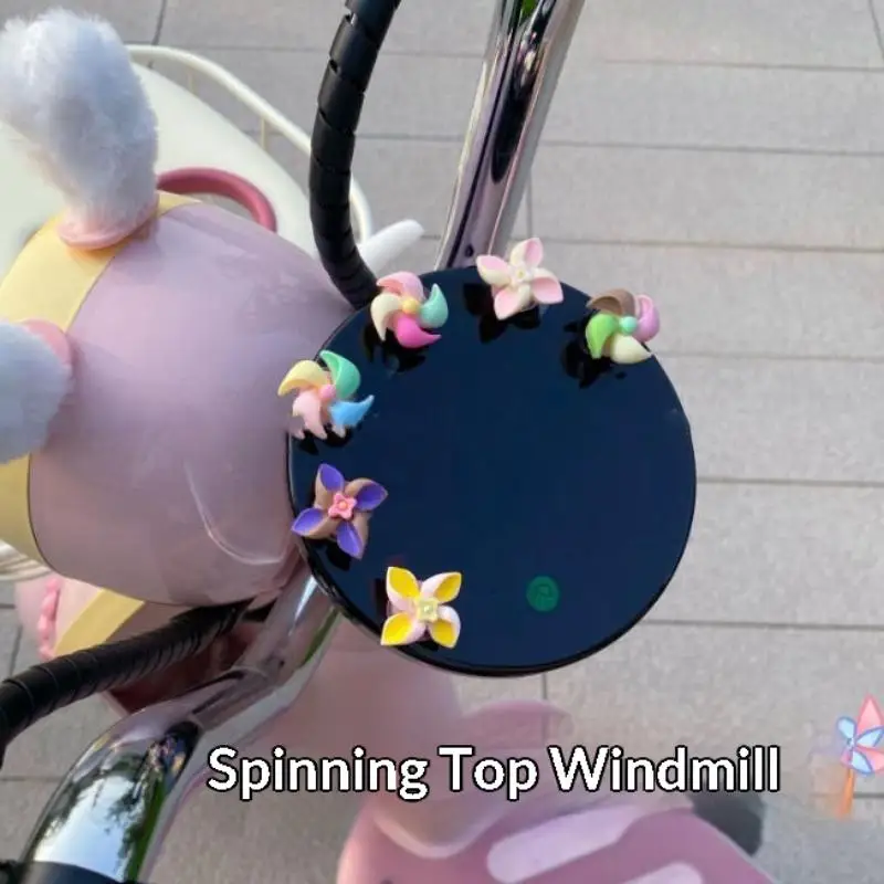 Mini Spinning Windmills Random Color Funny Colorful Lovely Wind Toys for Kids Outdoor Game Wedding Scene Layout Decor