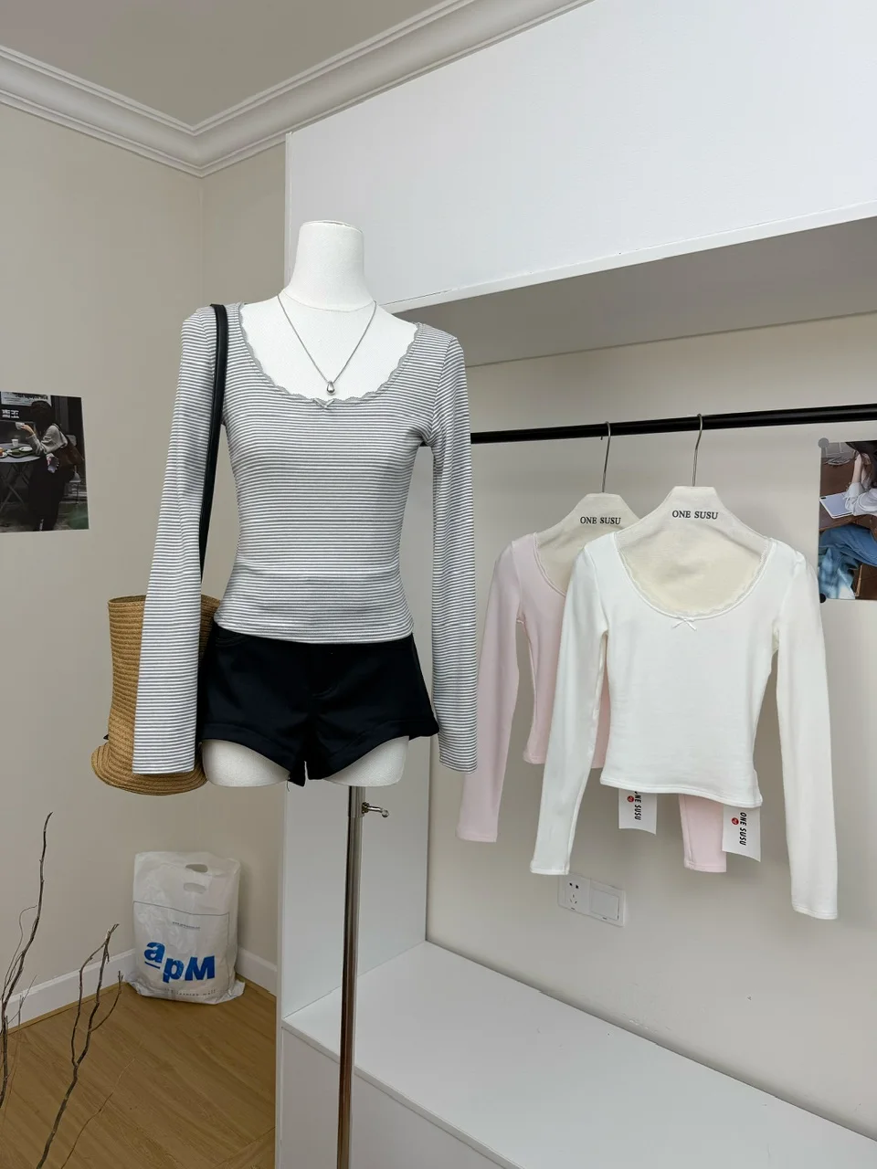 

Women's Autumn Winter Lace O Neck Long Sleeve Slim T Shirt Lady Sweet Pullover Solid Color Basic Tee Top