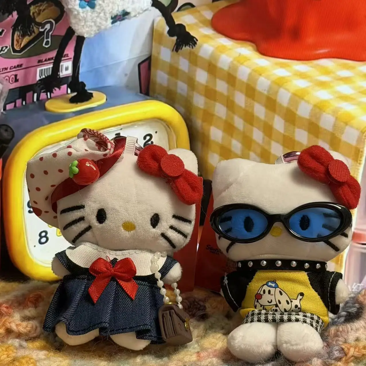 

Hello Kitty Plush Keychain Cool Punk Set College Style Dress Design Kitty Plush Doll Pendant for Decor Trendy Bag Girls Gifts