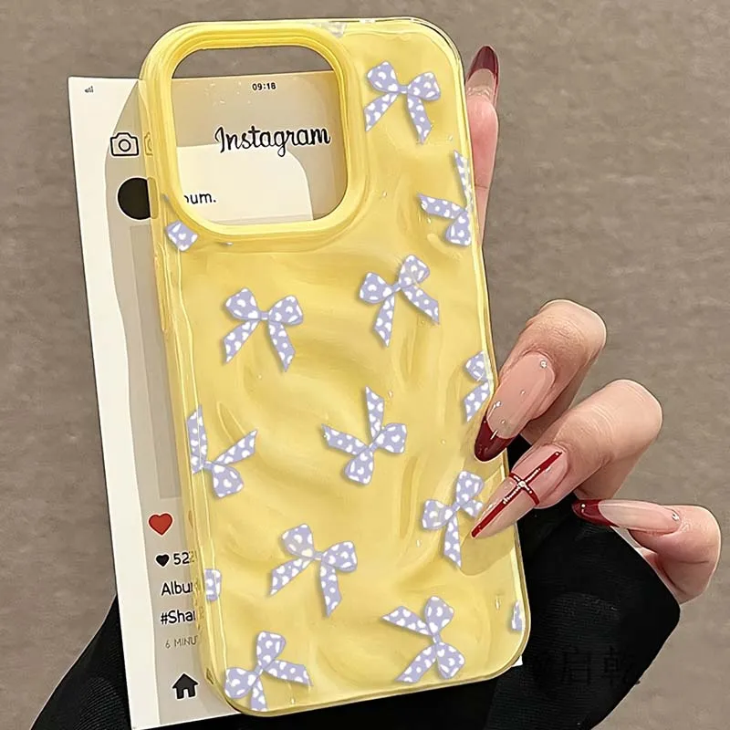 Рисунок 3 - Чехол с текстурой Sweet Yellow Bow Folds для iPhone 16