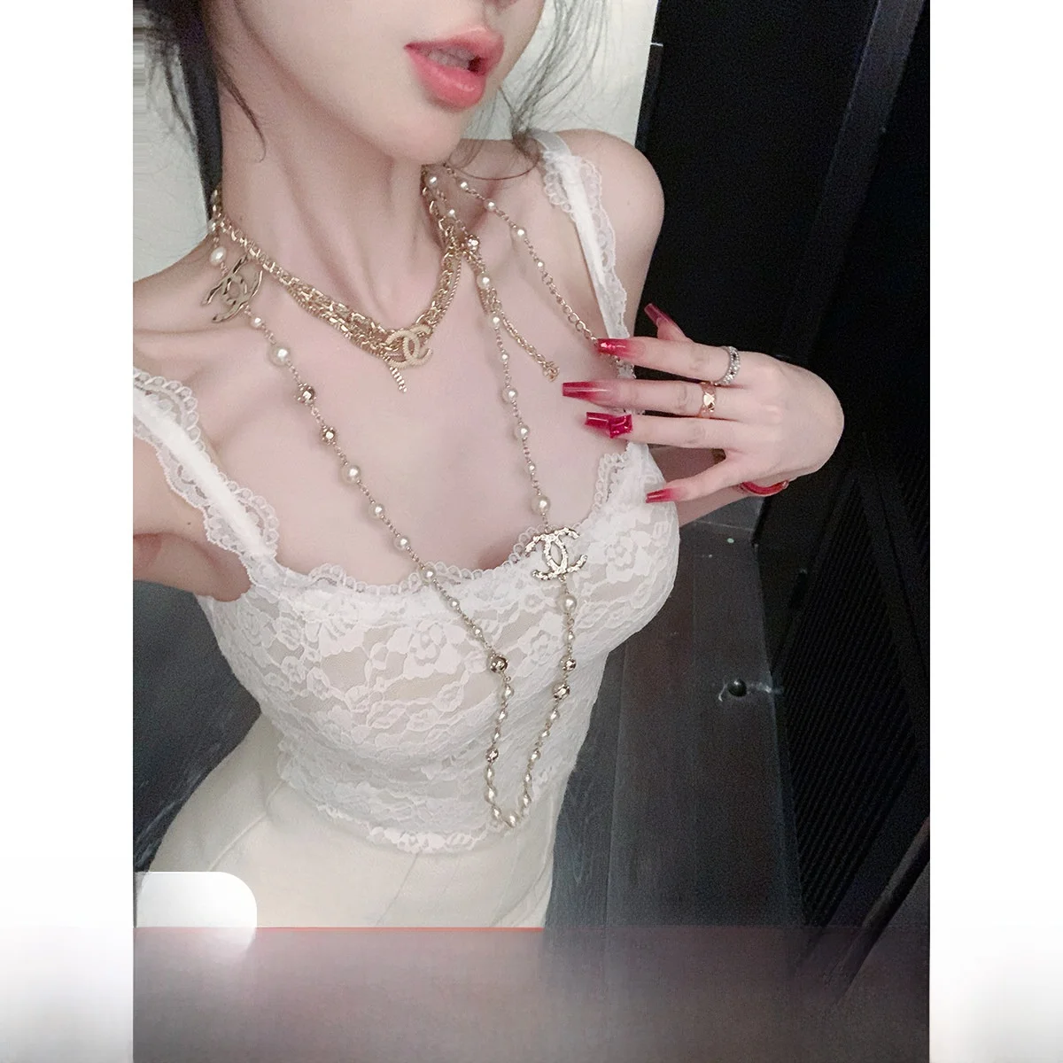 

Sy Sexy Lace Crop Top Brtte Sparkling Sequins Strap Vest Faionable Slim Fit Spring Autumn Color Ladies Vest
