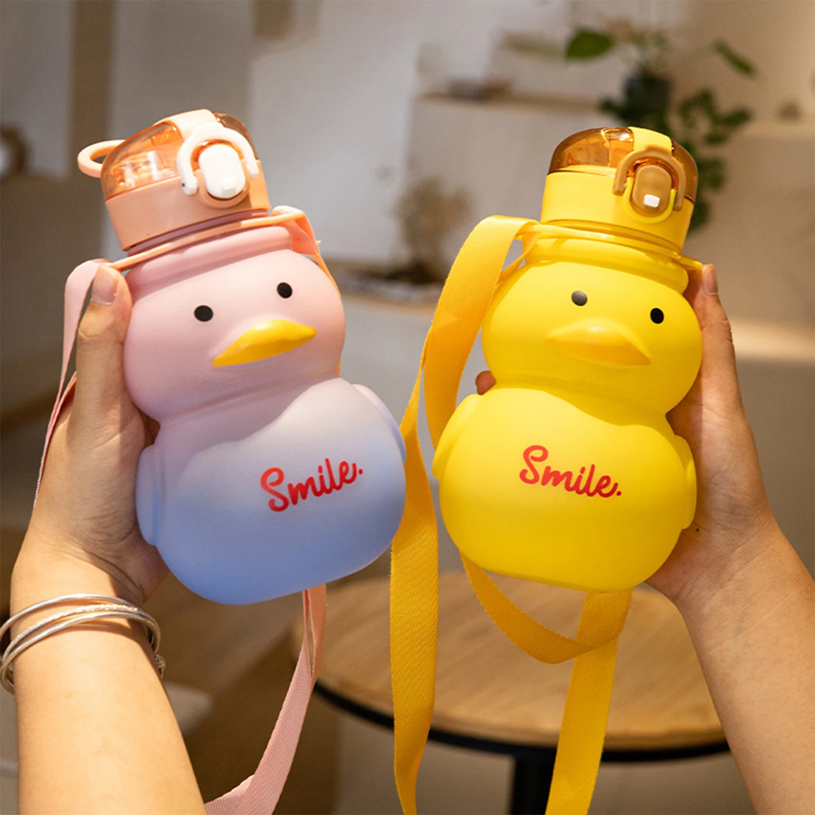 650ml Kawaii Duck Water Bottle Leak-proof Portable Straw Kettle with Adjustable Strap Travel Drinking Bottle Holiday Gifts