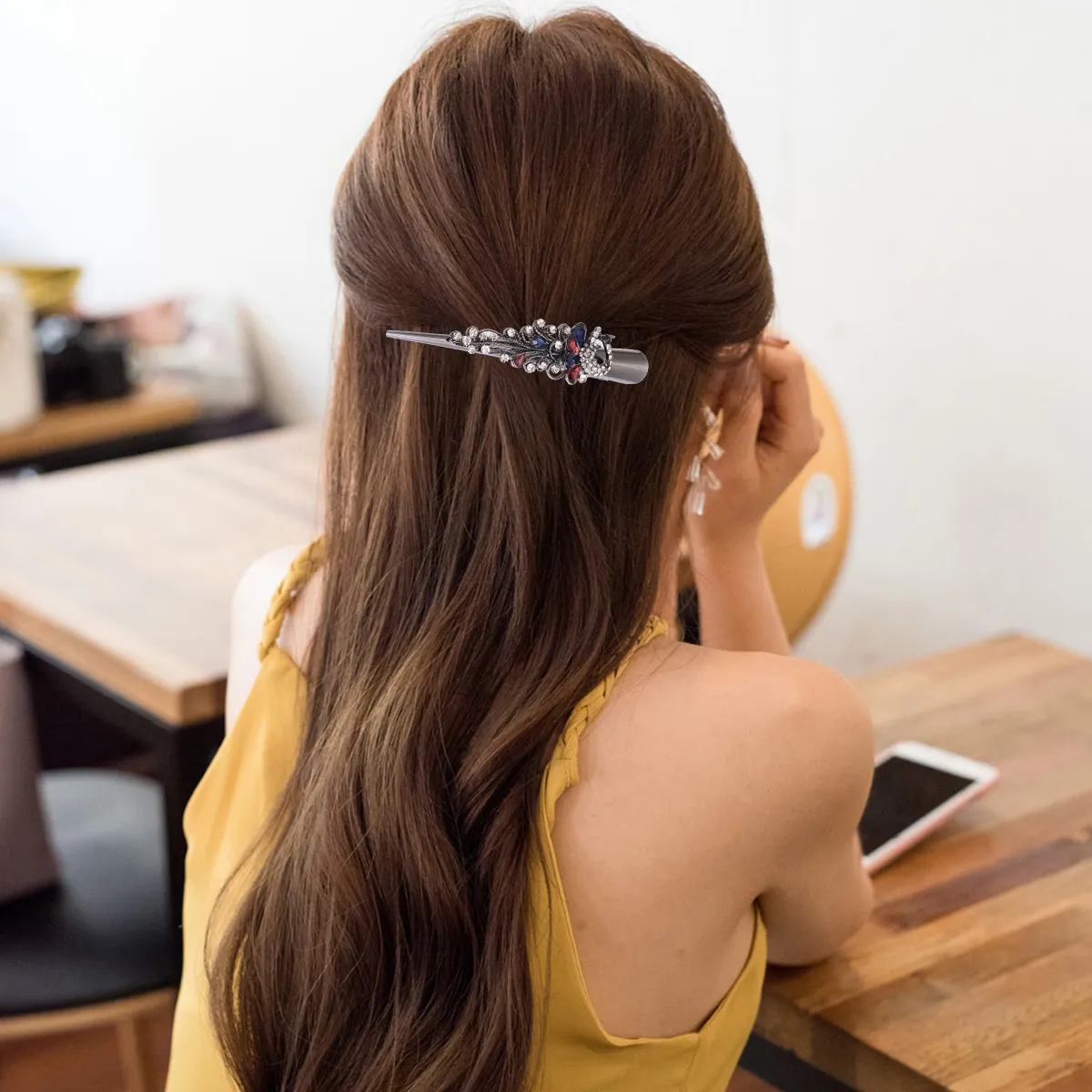 

1Pcs Elegant Vintage Hair Clip Colorful Rhinestone Inlaid Large Alloy Duckbill Clip Chic Headdress Hair Accessories for Festival