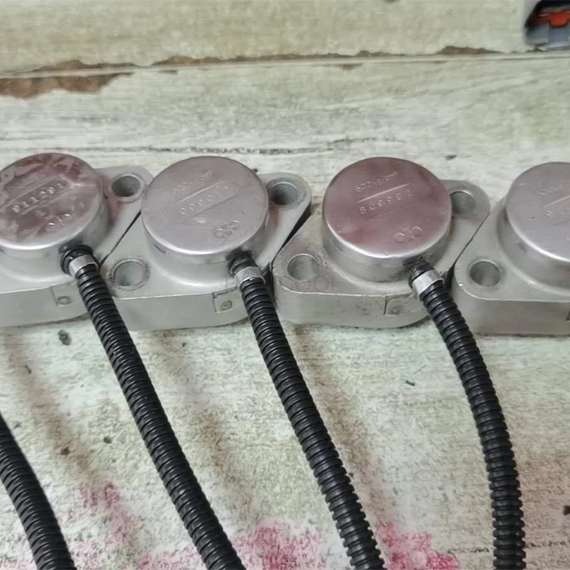 

for Komatsu excavator with Komatsu 200-5 high pressure sensor, part number 7861-92-1540 (original scrap) quality accessories