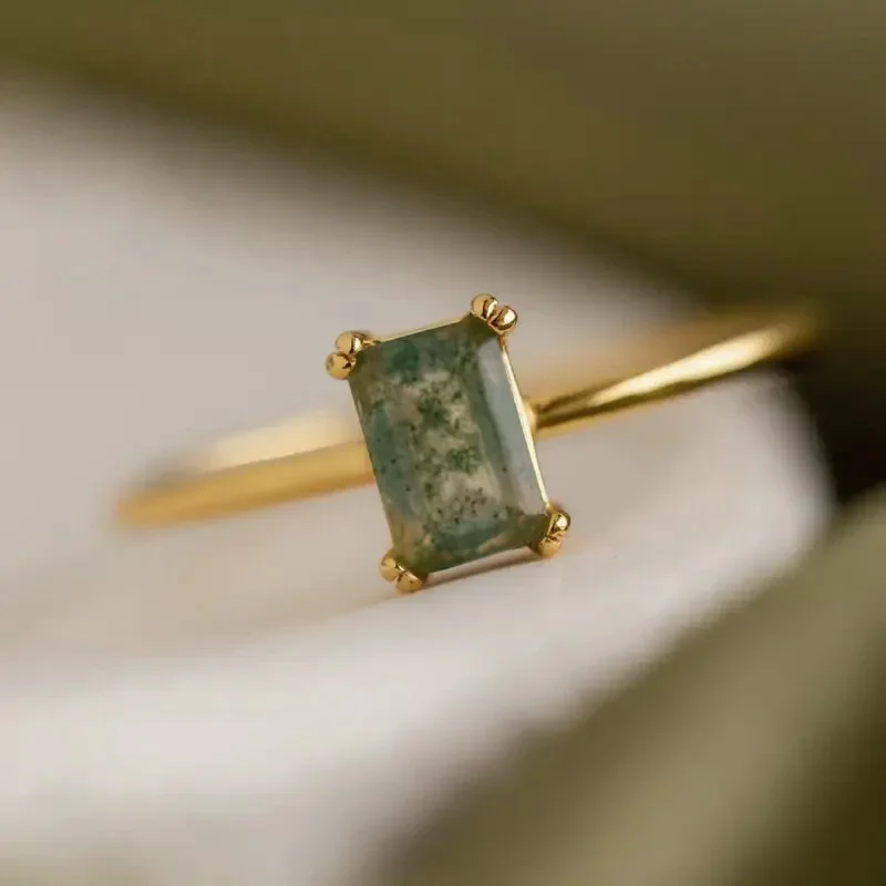 Deep Green Sticker Imitation Gold Elegant and Simple Style Jewelry European and American Personalized New Ring for Women
