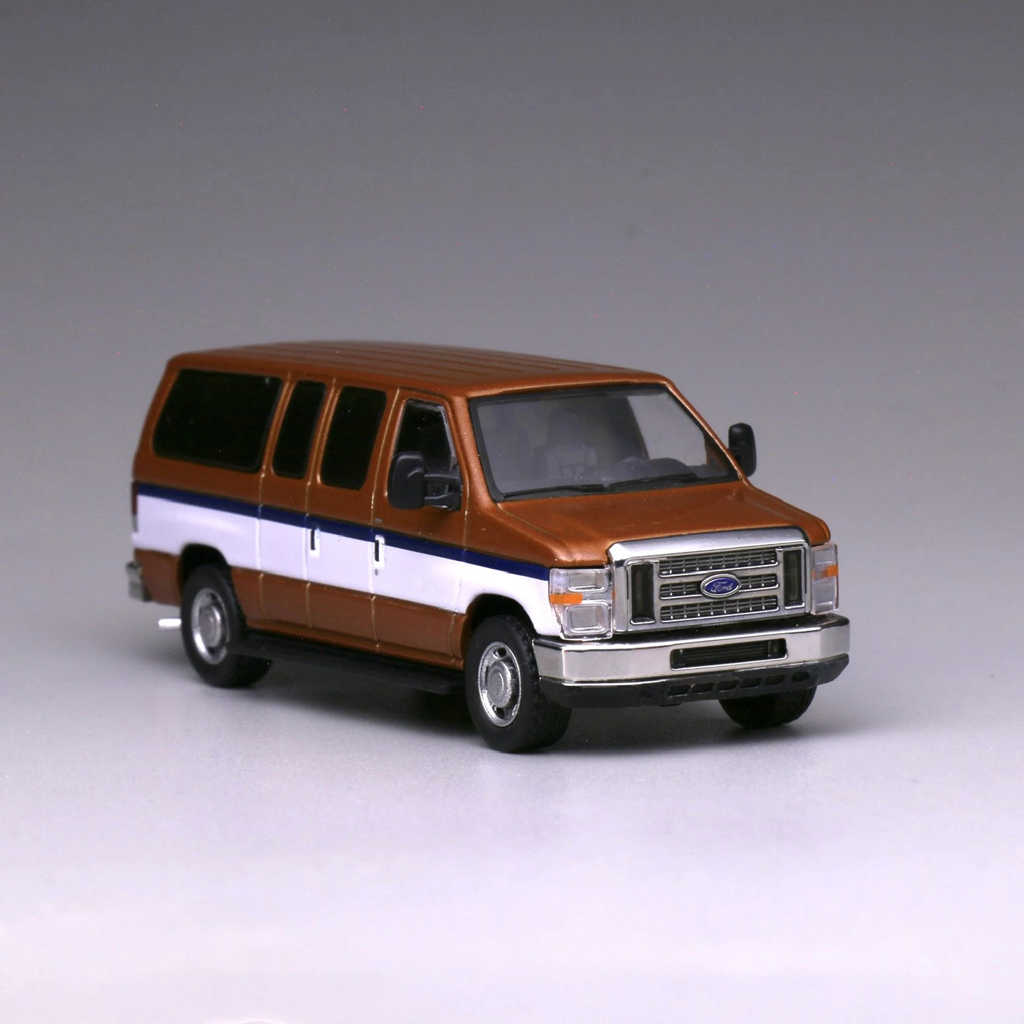 596 1:64 E350 VAN MPV รถ Diecasts & Toy Vehicles รถรุ่น Miniature Scale รุ่นรถสําหรับเด็ก