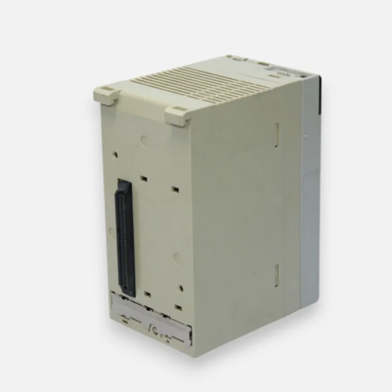 

CS1G-CPU43H CS1GCPU43H CS1W-OC201 CS1WOC201 CS1W-NC433 CS1WNC433 CS1W-NC413 CS1WNC413 CS1W-BC053 CS1WBC053 Новый оригинальный модуль