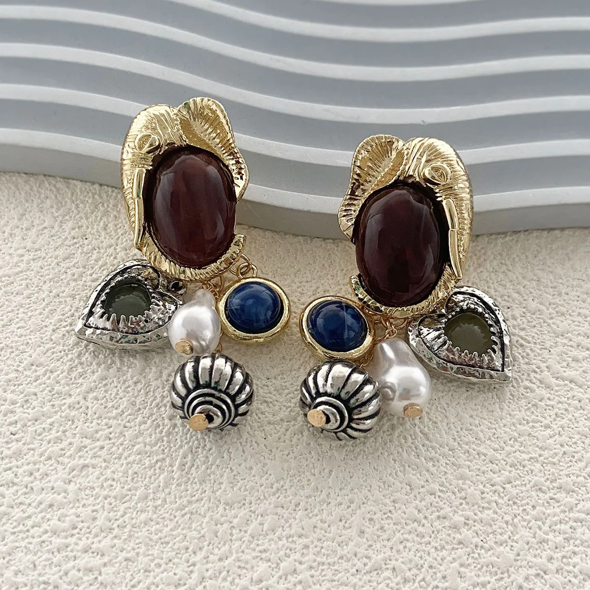 Zvoijio Retro Imitation Pearl Round Geometric Tassel Pendant Earrings