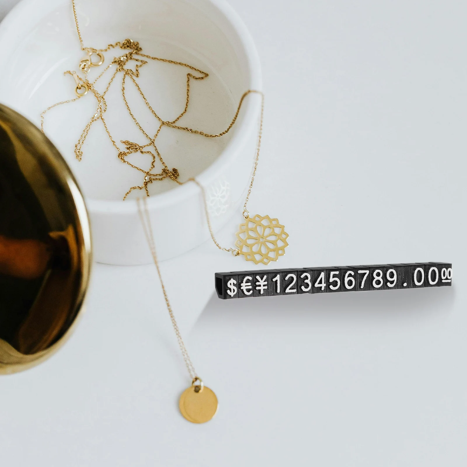 

10 Sets Black Gold Jewelry Price Tags Plastic Labels for Retail Display Folders Adjustable Design Pricing Cubes