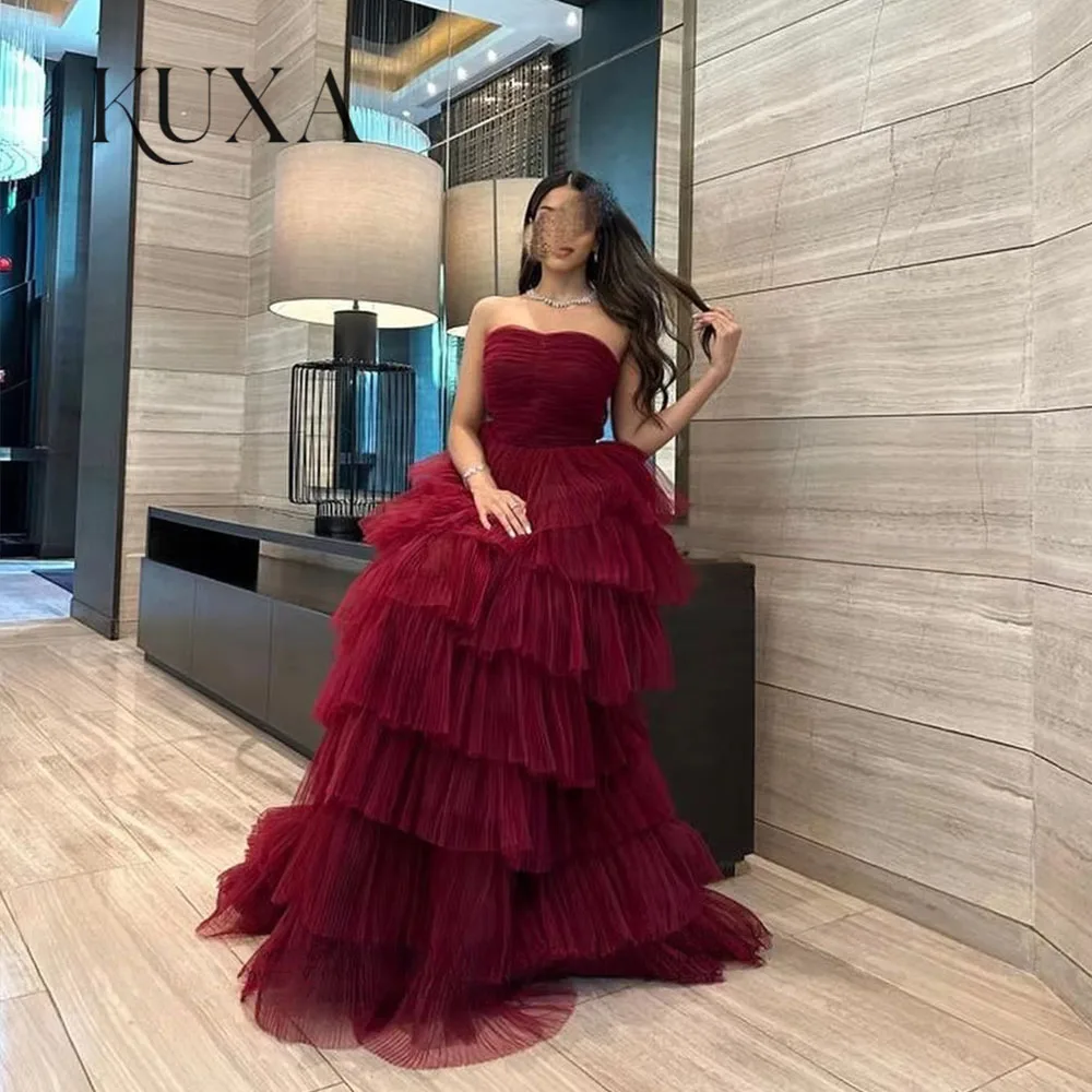 KUXA Maßgeschneidertes Trägerloses Mehrstufiges A-Linien-Abendkleid aus Tüll, Bodenlang Ärmelloses Abendkleid für Damen, Hochwertige Partykleider
