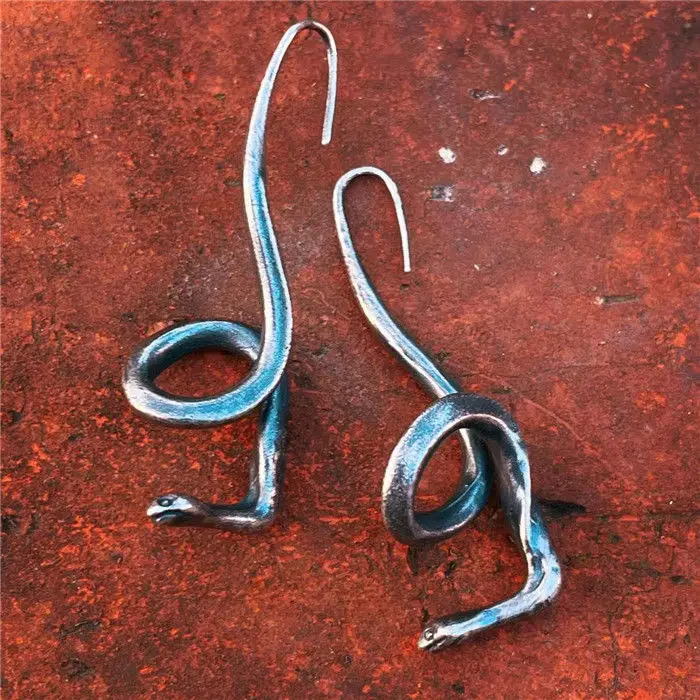 Vintage Fashion Personality Snake Ear Studs Ear Hook Unisex Hip Hop Punk Long Ear Studs Earrings Banquet Jewelry Accessories