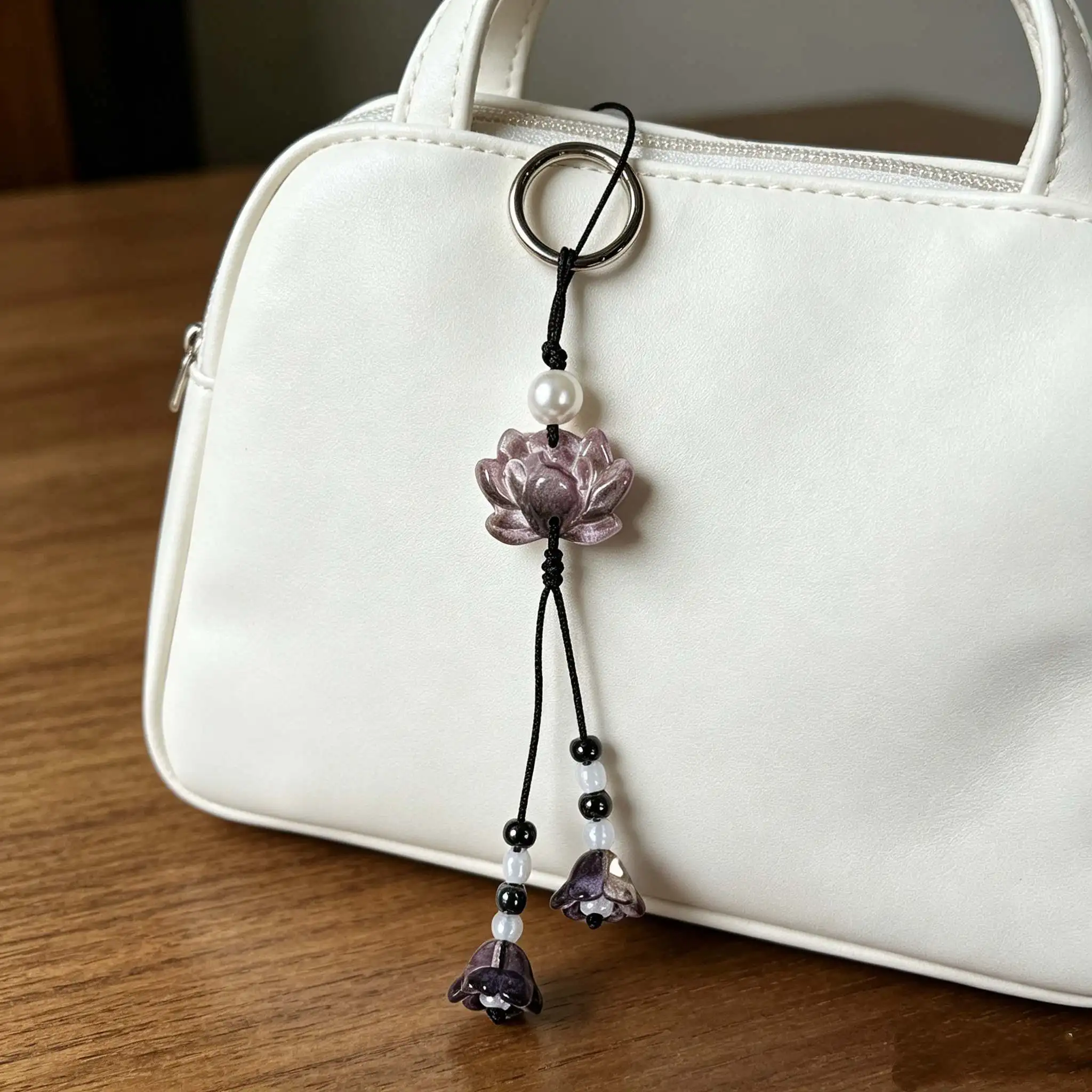 Nouveau porte-clés pendentif lotus perlé fait main de style chinois, chaîne de téléphone portable pour femmes et hommes, bijou ethnique, accessoire cadeau
