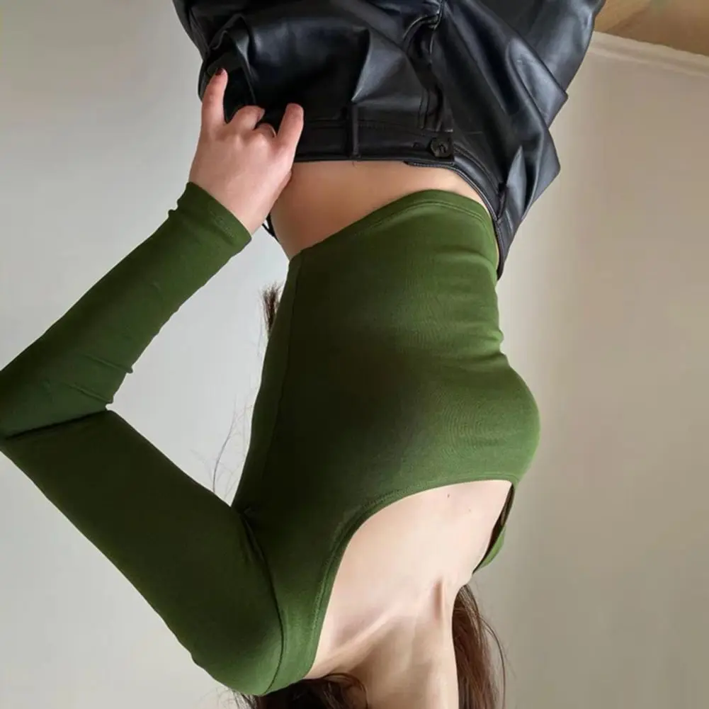 

2026 Women Crop Top Square Neck Long Sleeves Slim Fit Knitted Short T-shirt Pure Color Elastic Pullover Top Club Party Blouse