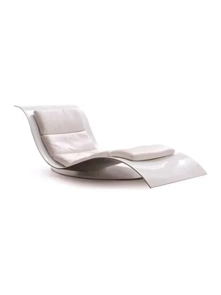 Designer light luxury metal wrought iron curved personalized recliner villa clubhouse outdoor beach single sofa chair Y