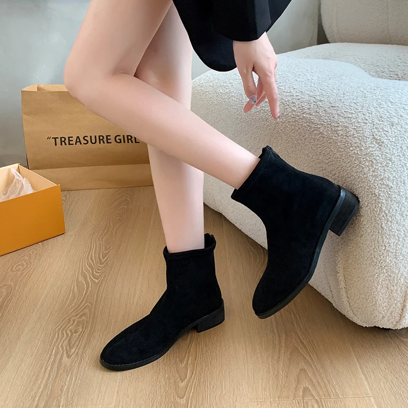 New Style Brand Woman Flat Boots Footwear Boots Women Luxury Designer Zipper Low Fashion Rubber Ladies Ankle Boots Zapatos Mujer