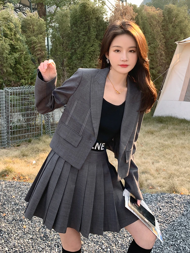 

Women Clothes Sweet Grey Casual 2 Piece Outfit Lapel Loose Tops Coat Blazer Suit And Pleated Mini Short Skirt Set Fashion Korean