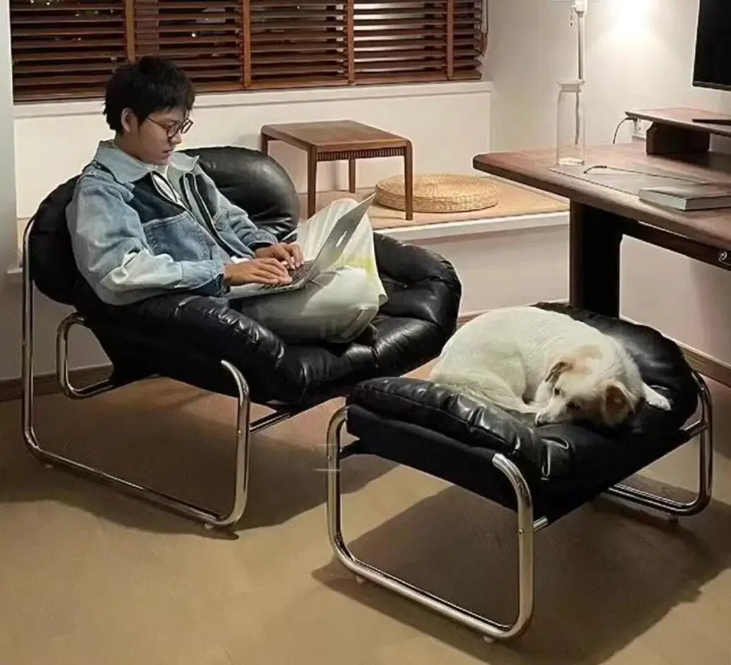 Modern Upholstered Cats Paw Leather Dining Chair for Business Dining Room Single Recliner Sofa Chair For Balcony Office Chair image 4