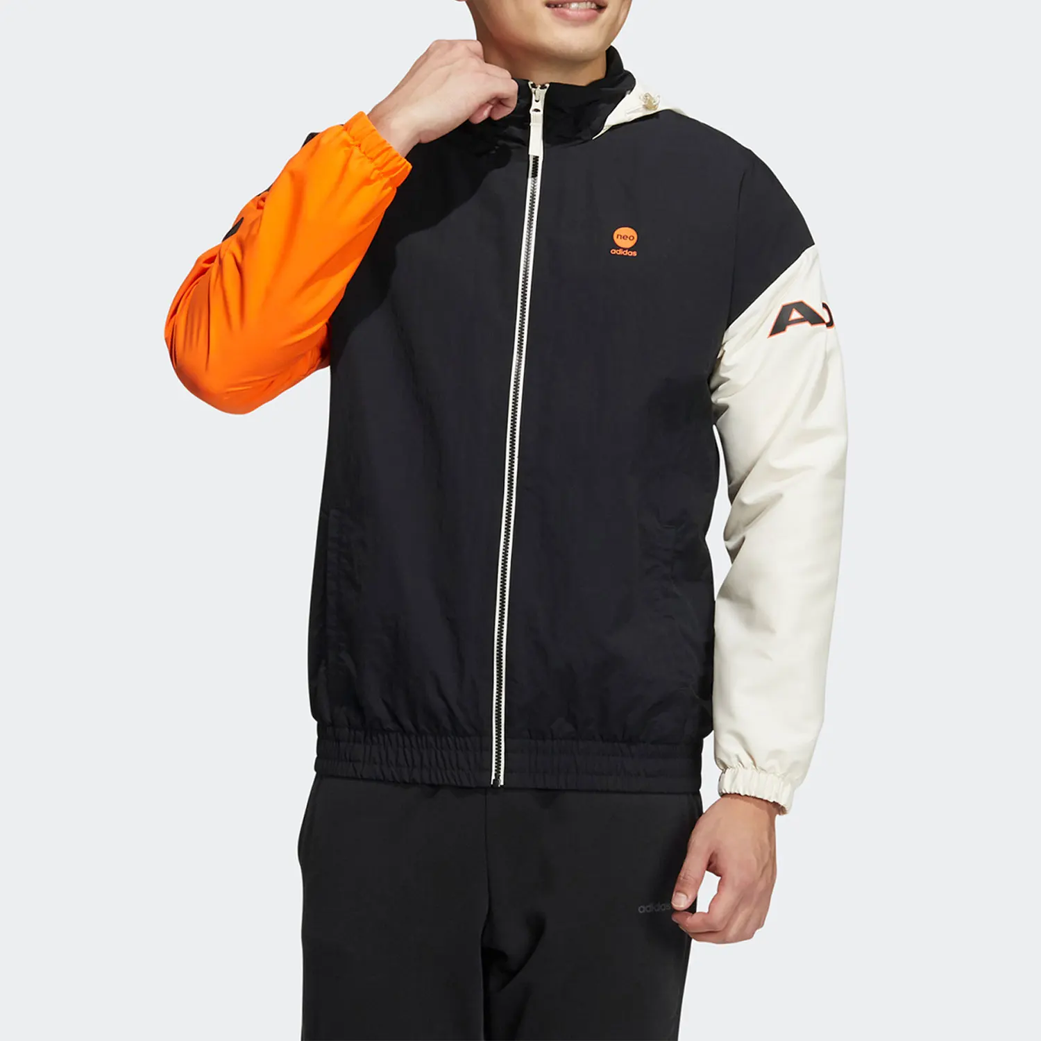 

Оригинальная мужская ветрозащитная куртка Adidas NEO Casual HD4639