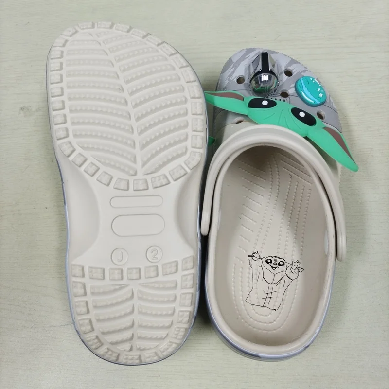 2025년 신상 스타워즈 만화 구멍 샌들 슬리퍼 남아 여아 비치 캐주얼 신발 통기성 젤리 가든 속이 빈 에바 비치 슈즈