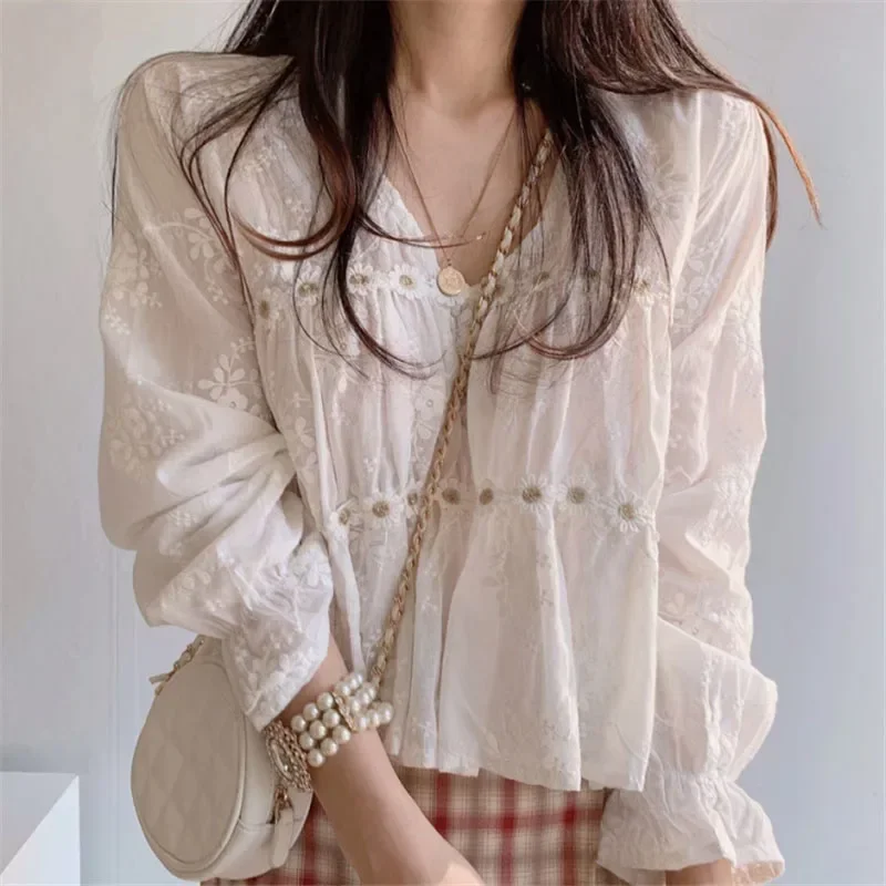 2024 New Fashion Lace Korean Floral V-neck Women Blouse Flare Long Sleeve Solid Color Casual Ladies Tops Spring Autumn 13037