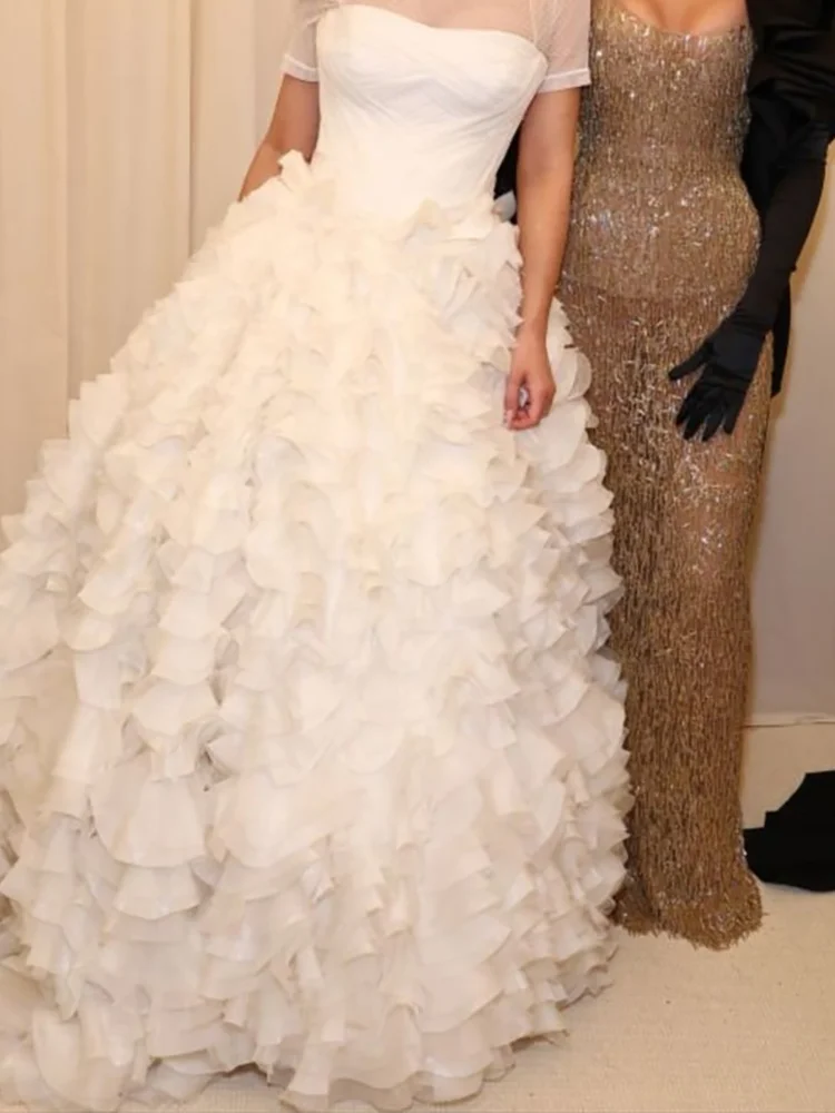 Elegant O-Neck Appliquins Short Sleeve Tiered A-Line Formal Evening Dresses Celebrity Dress Customized