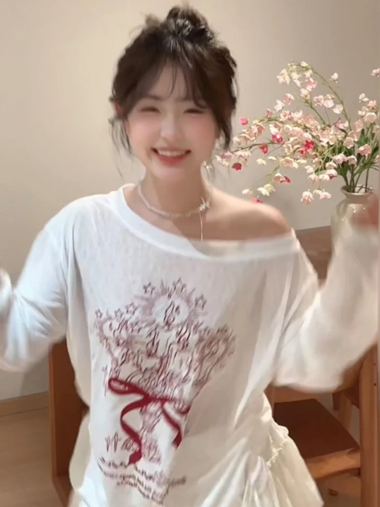 Verão 2025 fiti inclinação oulder camiseta feminina fina longa sve único bonito coreano sle chique sunade topo