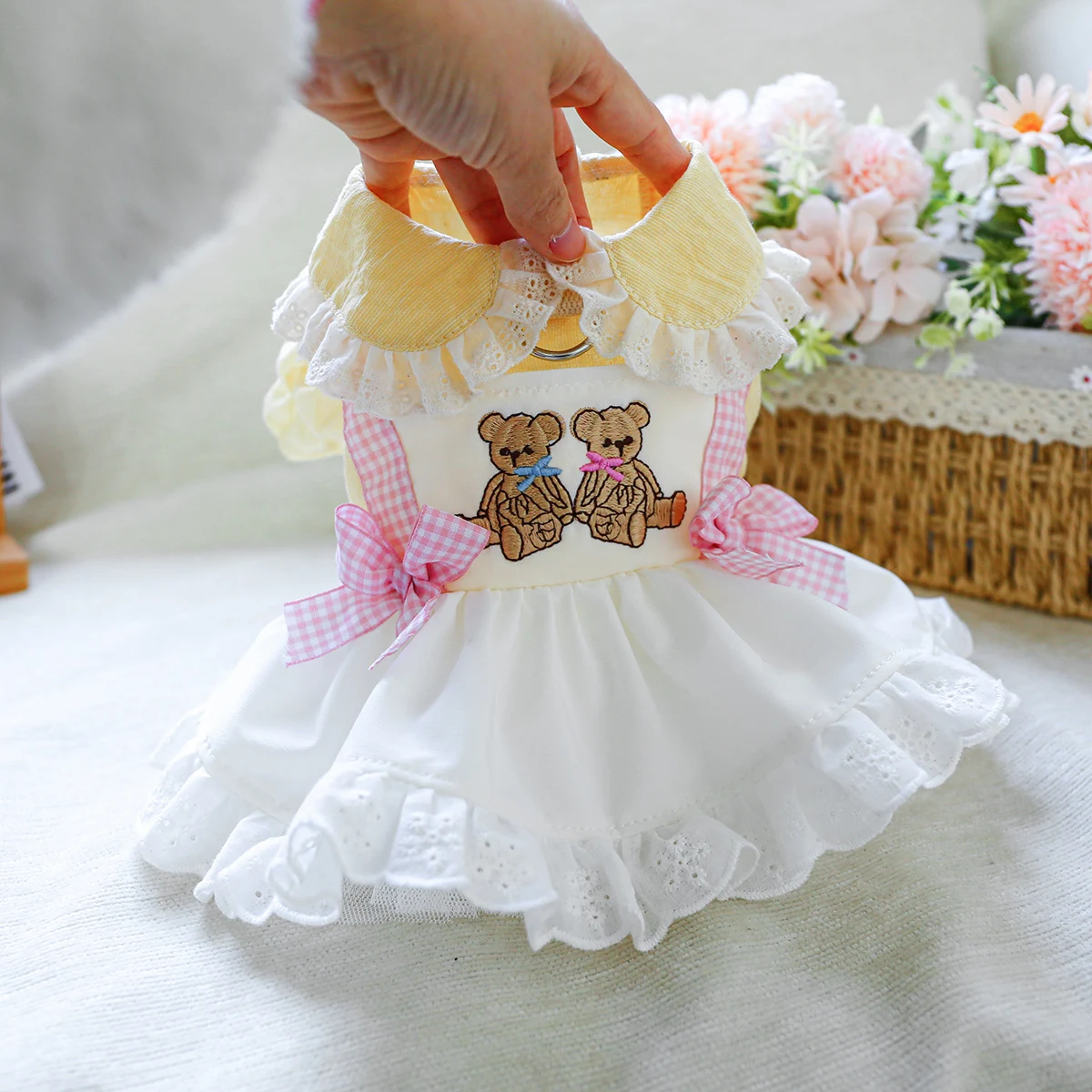 1PC Pet Clothing Cat Spring/Summer Thin Yellow Bear Dance Song Gauze Skirt Suitable for Small and Medium sized Dogs